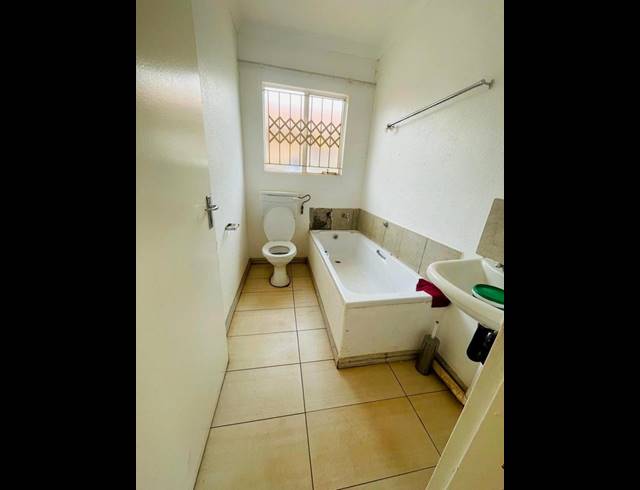 3 BEDROOM PROPERTY TO RENT IN PROTEA GLEN